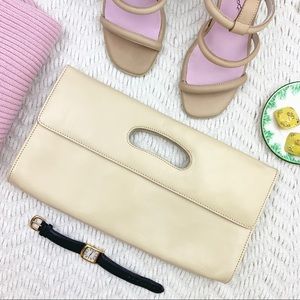 Hobo International Clutch